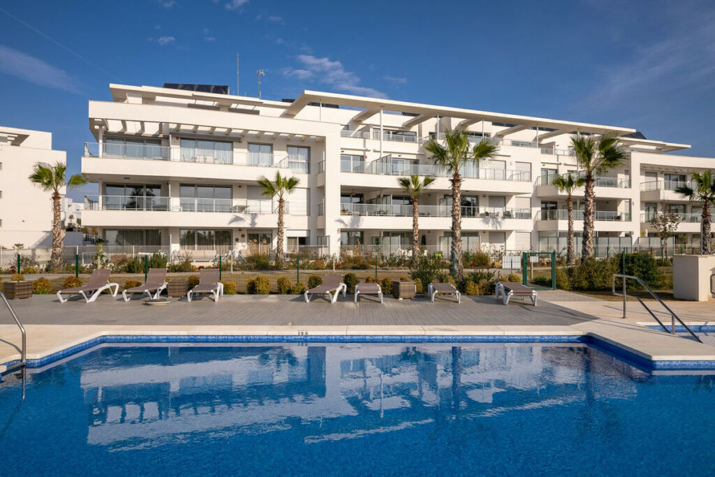 Middle Floor Apartment El Chaparral Málaga - image 40