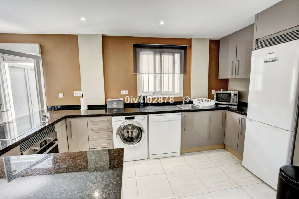 Semi-Detached House Benalmadena Costa Málaga - image 40