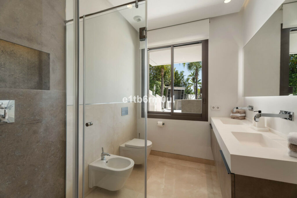 Detached Villa La Quinta Málaga - image 40