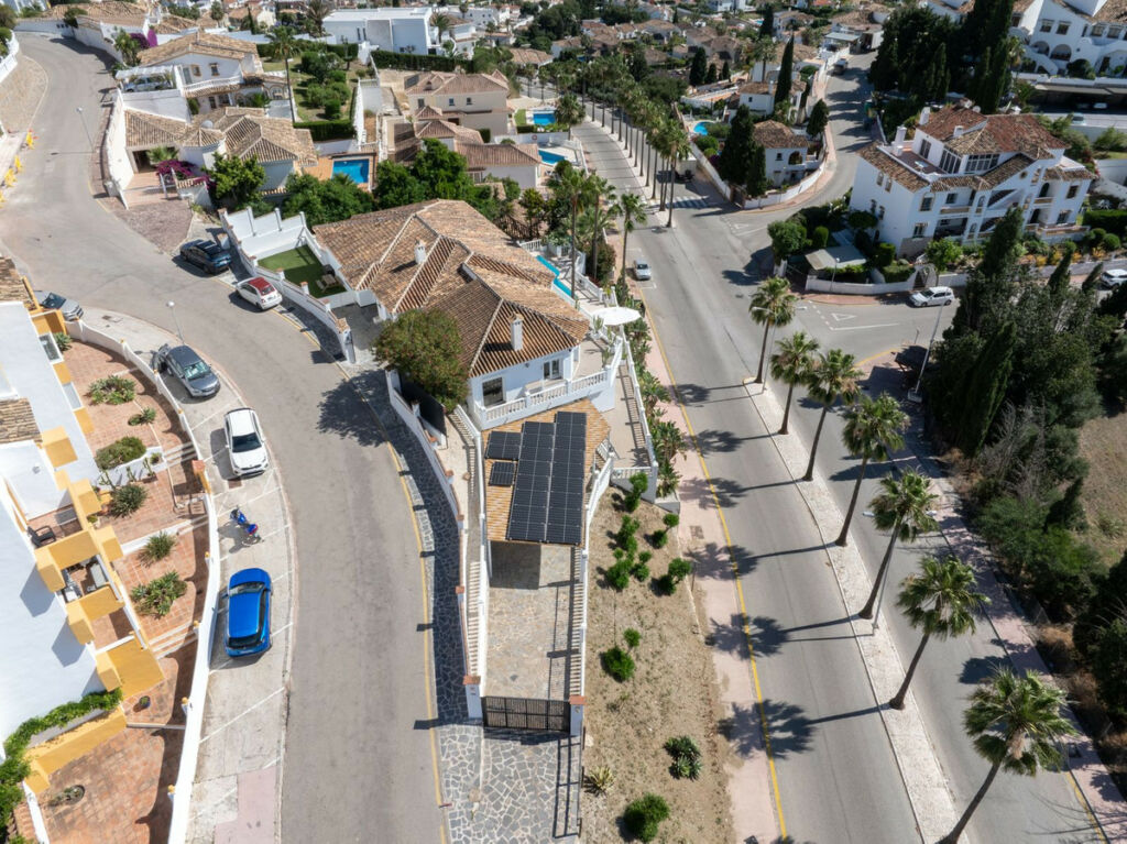 Detached Villa Miraflores Málaga - image 40