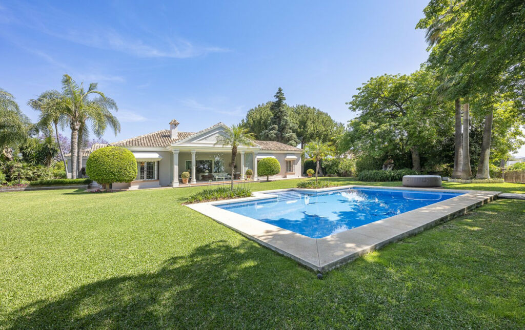 Detached Villa Guadalmina Alta Málaga - image 41