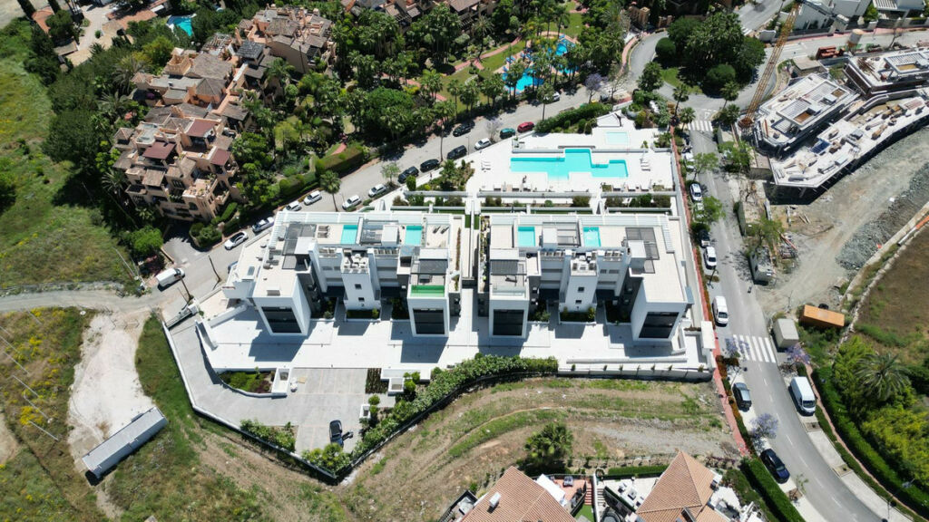 Middle Floor Apartment Estepona Málaga - image 41