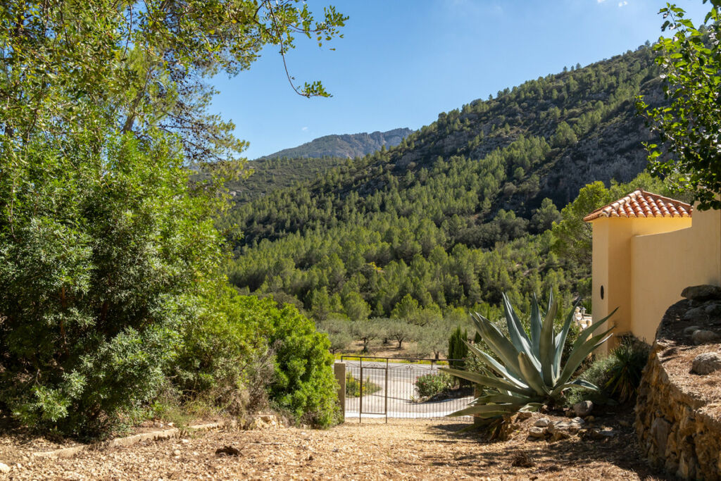 Detached Villa Castell de Castells Alicante - image 41