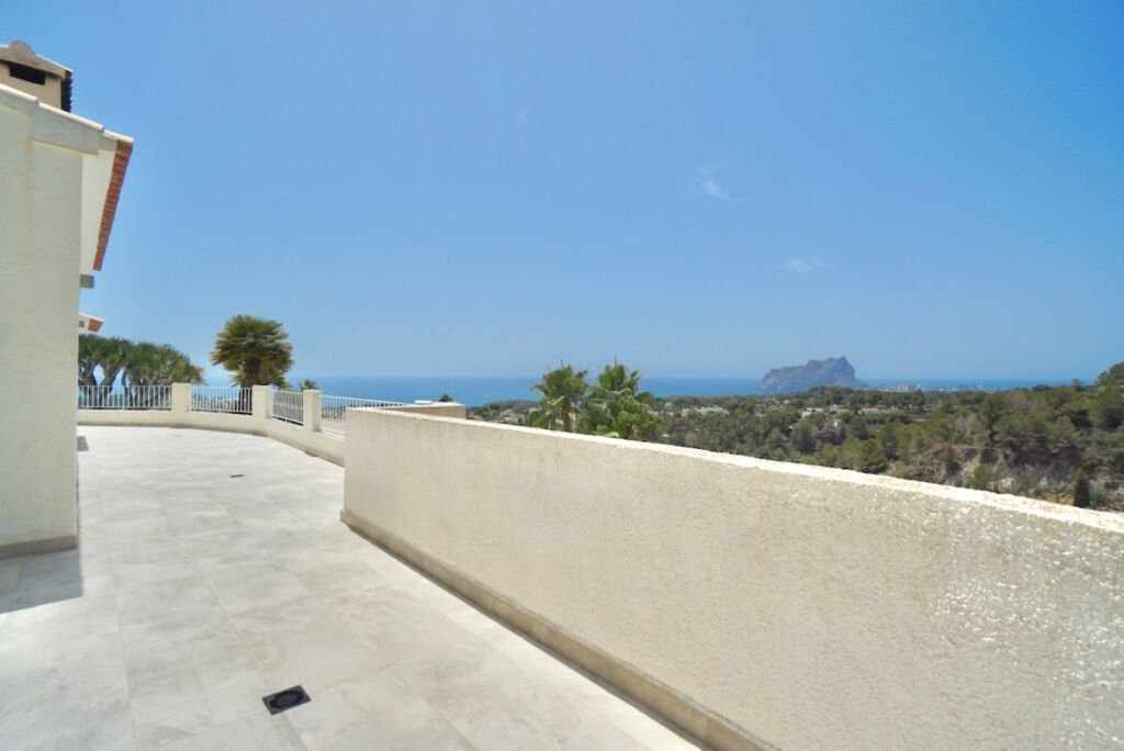 Detached Villa Montemar Alicante - image 41