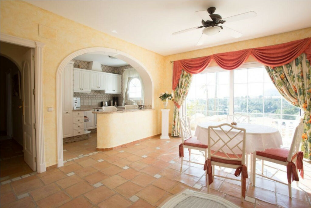 Detached Villa La Nucia Alicante - image 39