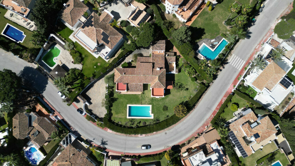 Detached Villa Las Brisas Málaga - image 42