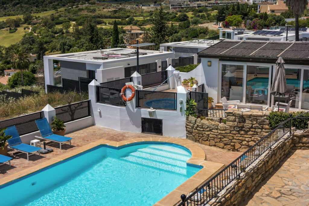 Detached Villa Estepona Málaga - image 58