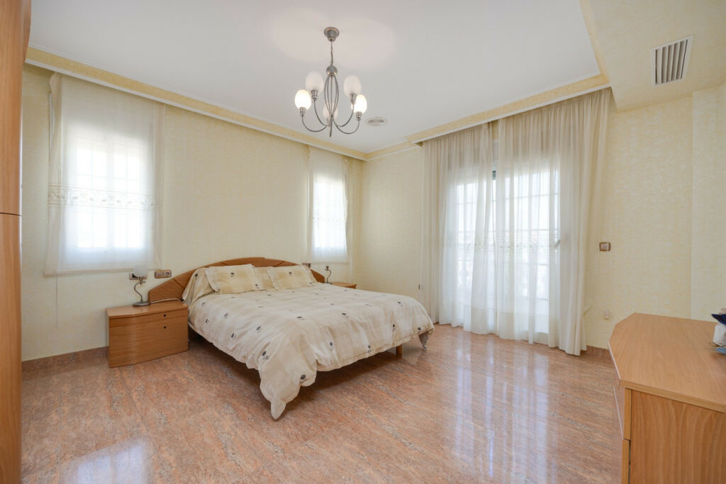 Detached Villa Orihuela Alicante - image 42