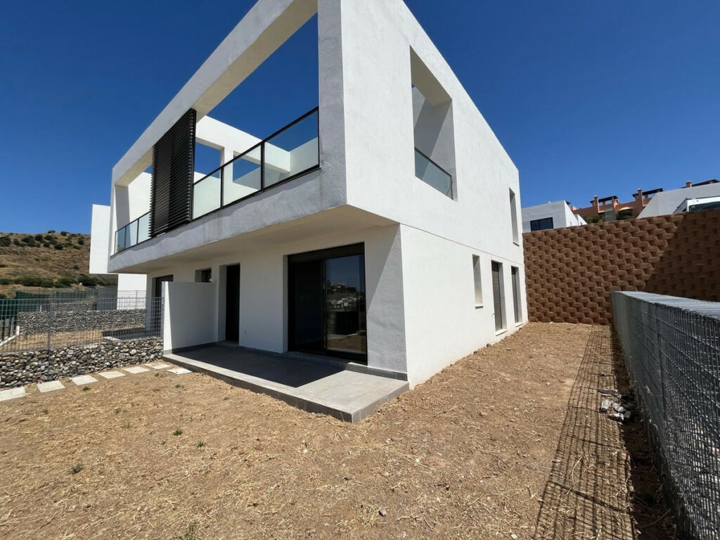 Semi-Detached House Riviera del Sol Málaga - image 42