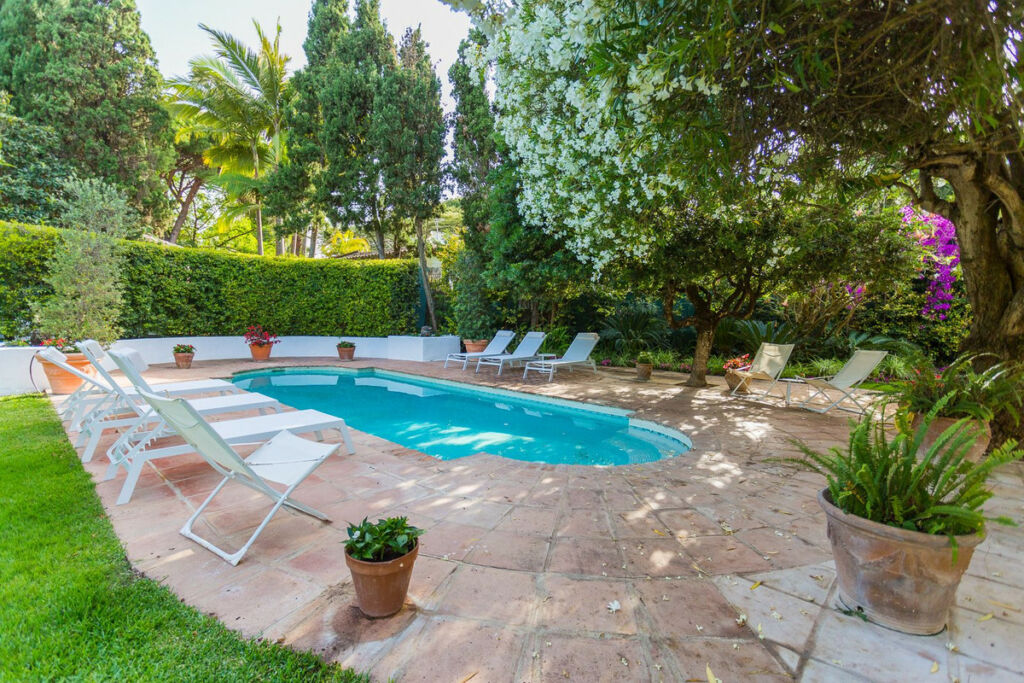 Detached Villa The Golden Mile Málaga - image 43