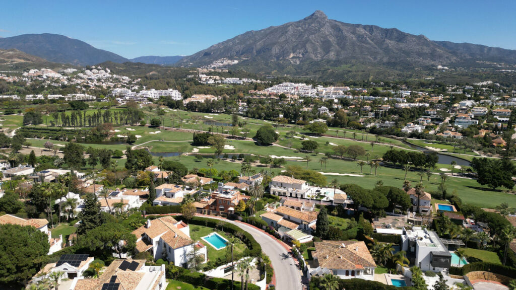 Detached Villa Las Brisas Málaga - image 43