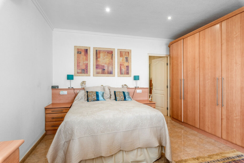 Detached Villa Ciudad Quesada Alicante - image 43