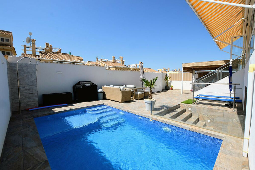 Detached Villa Los Altos Alicante - image 43
