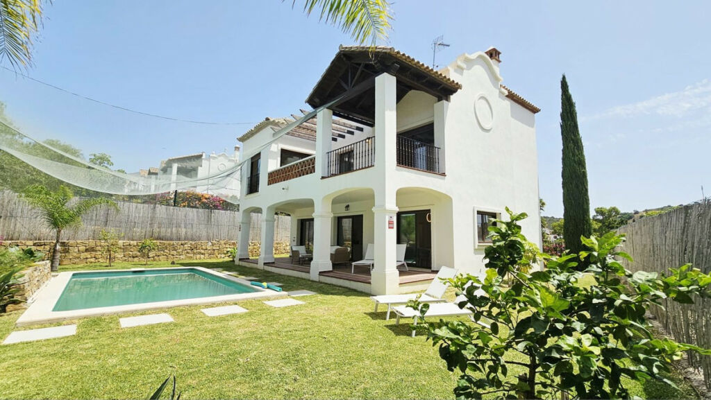 Detached Villa Estepona Málaga - image 43