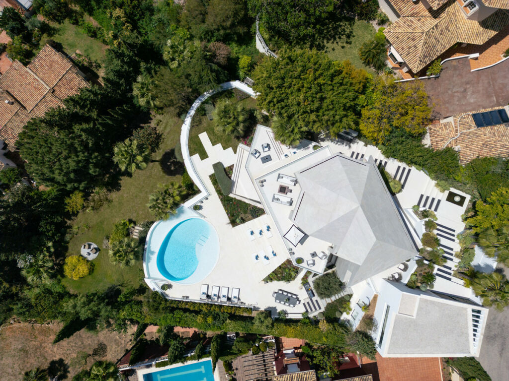 Detached Villa Benahavís Málaga - image 43
