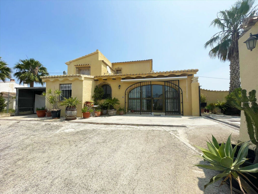 Detached Villa Benissa Alicante - image 43