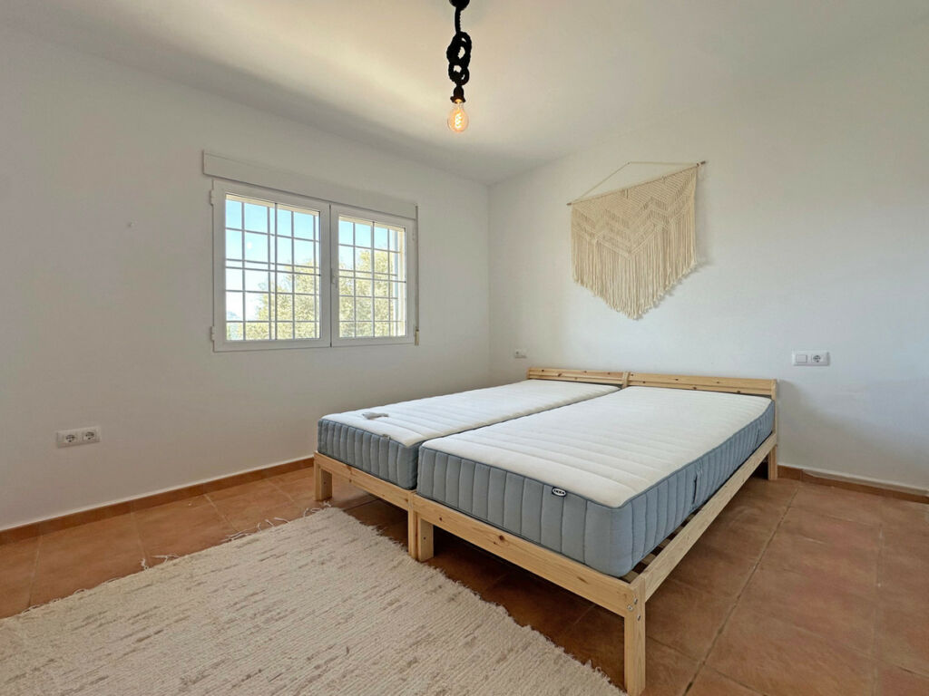 Detached Villa Jalon Alicante - image 44