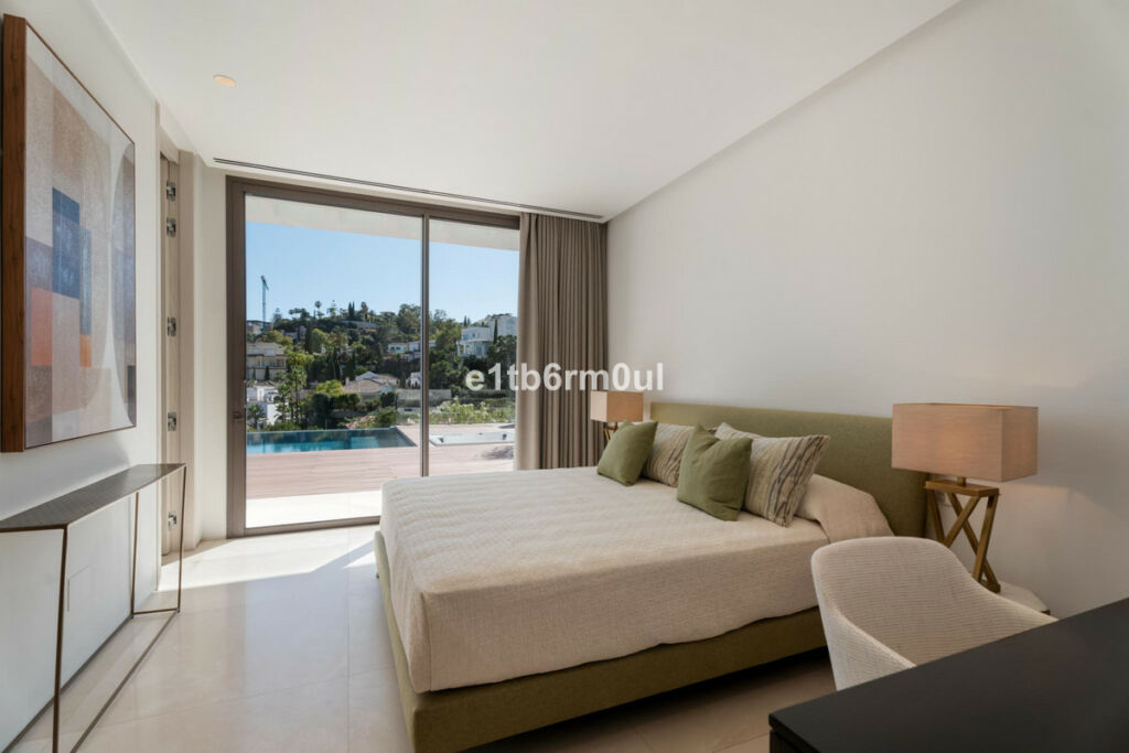 Detached Villa La Quinta Málaga - image 44