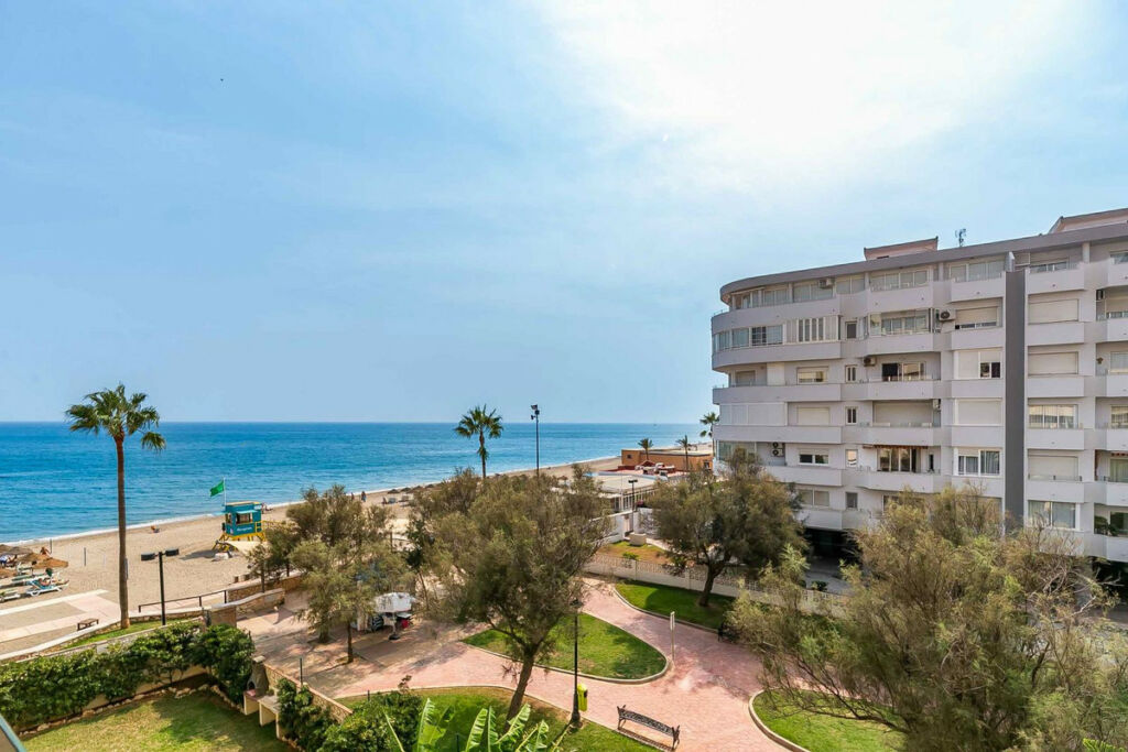 Middle Floor Apartment Fuengirola Málaga - image 44