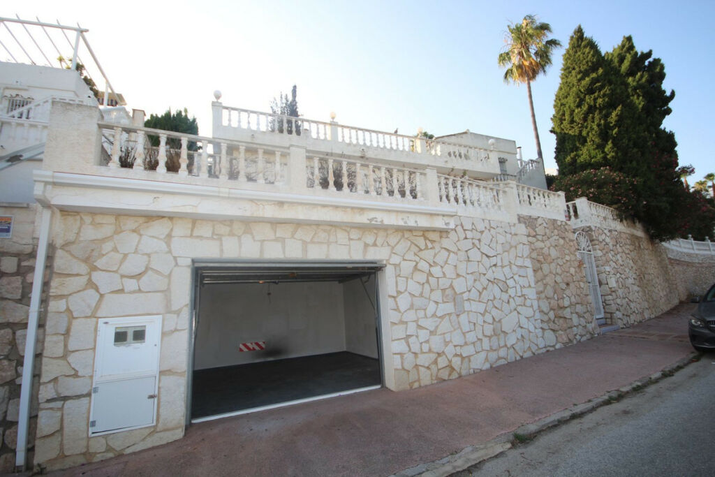 Detached Villa Miraflores Málaga - image 6