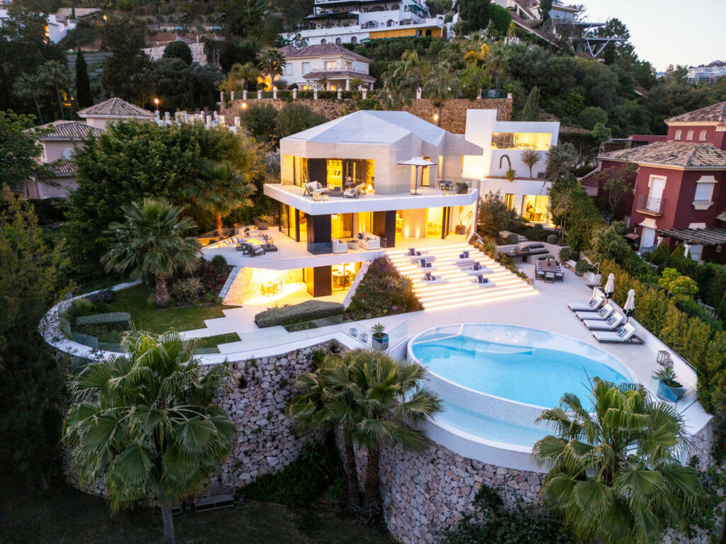 Detached Villa Benahavís Málaga - image 45