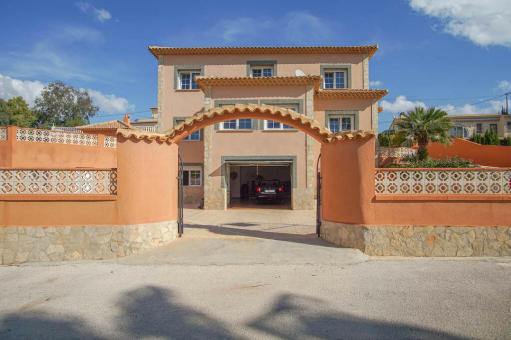 Detached Villa Calpe Alicante - image 46