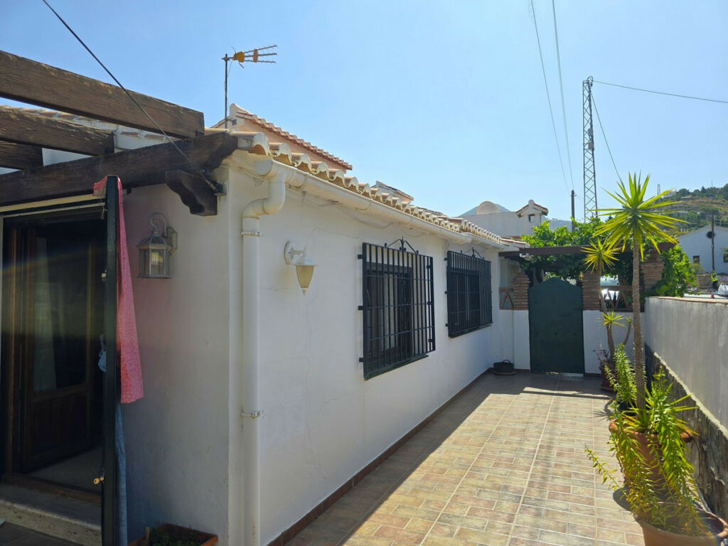 Detached Villa Cómpeta Málaga - image 46