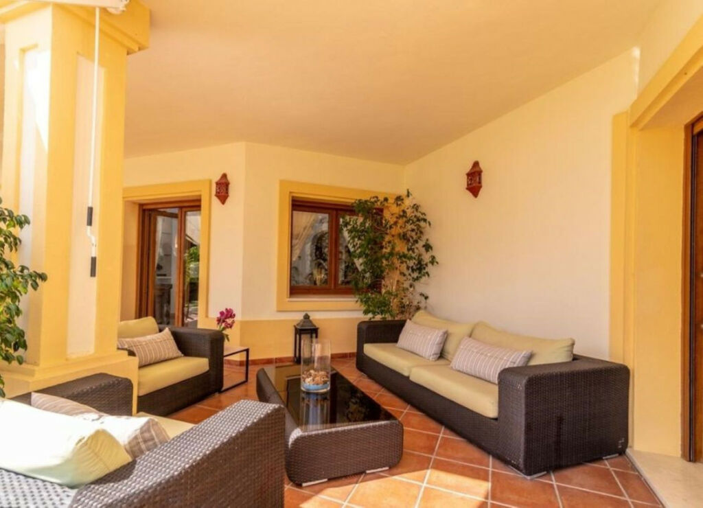 Detached Villa Los Flamingos Málaga - image 40