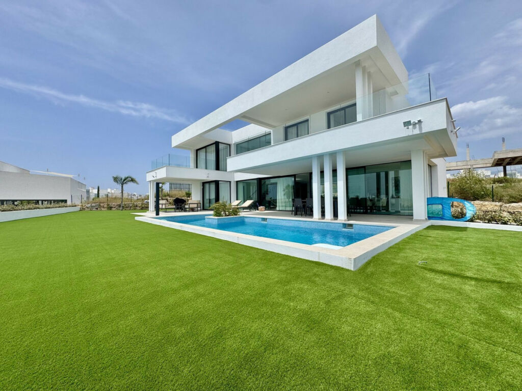 Detached Villa Cancelada Málaga - image 47