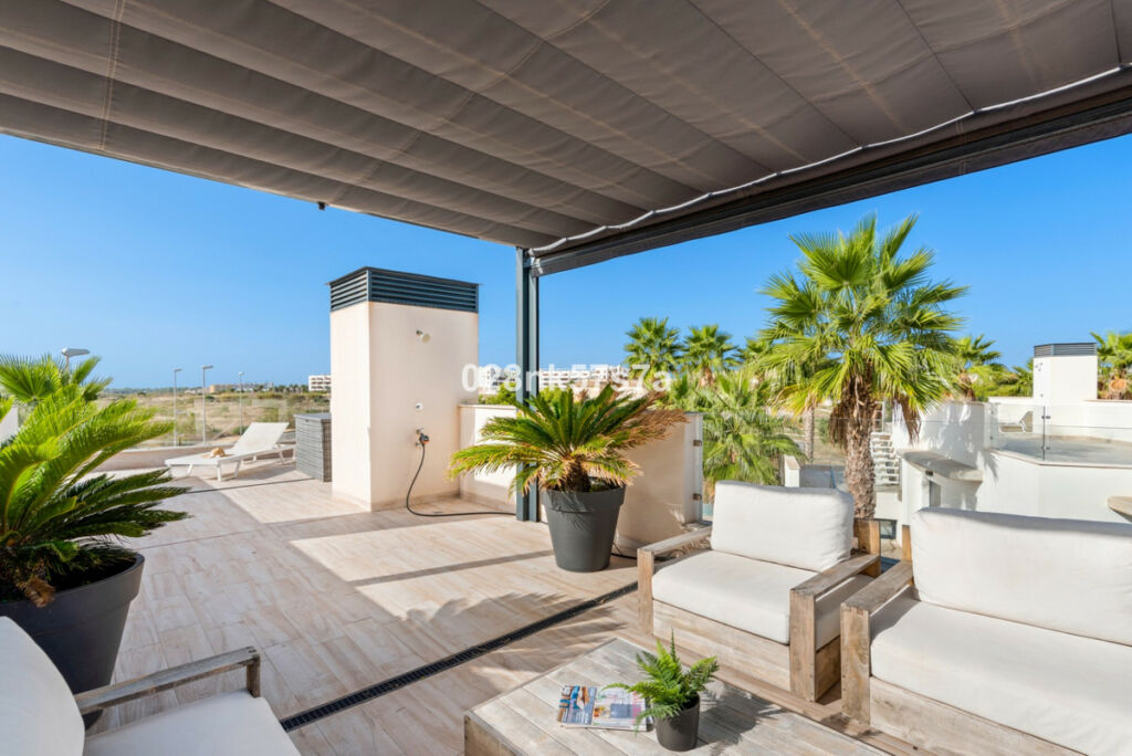 Detached Villa Lomas de Cabo Roig Alicante - image 47