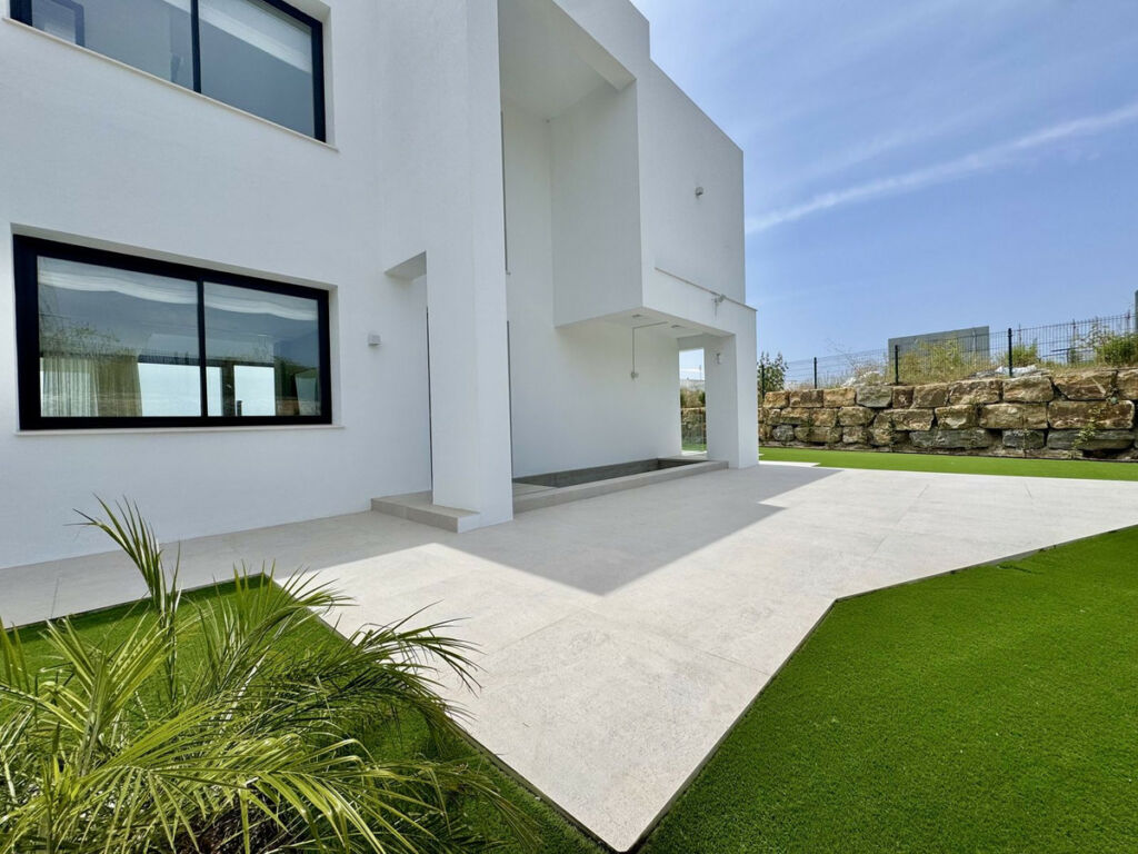 Detached Villa Cancelada Málaga - image 48