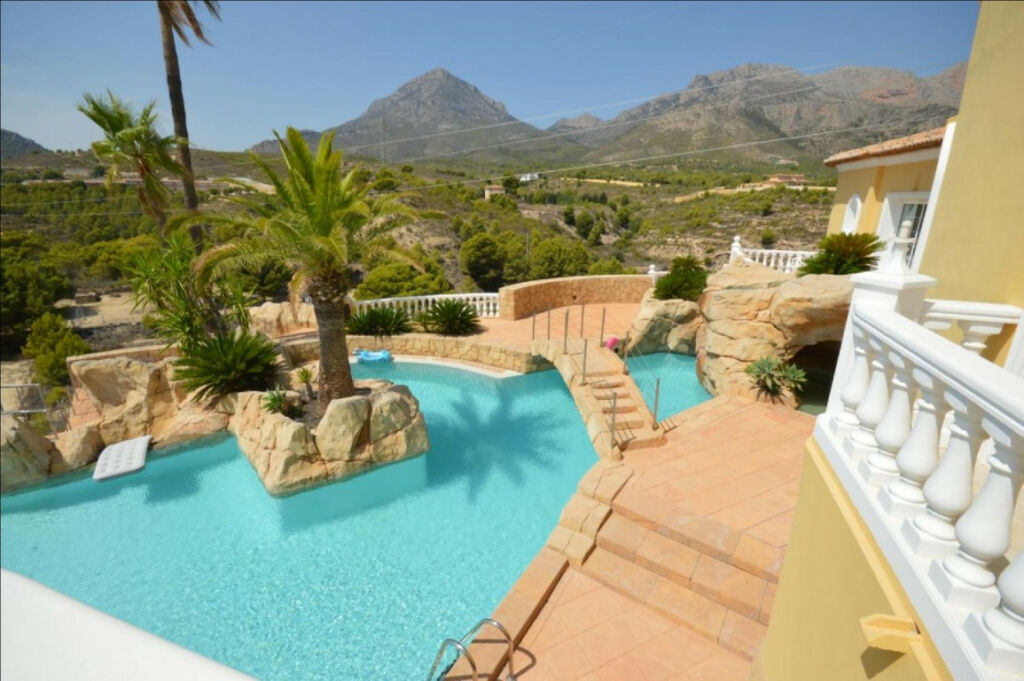 Detached Villa La Nucia Alicante - image 46