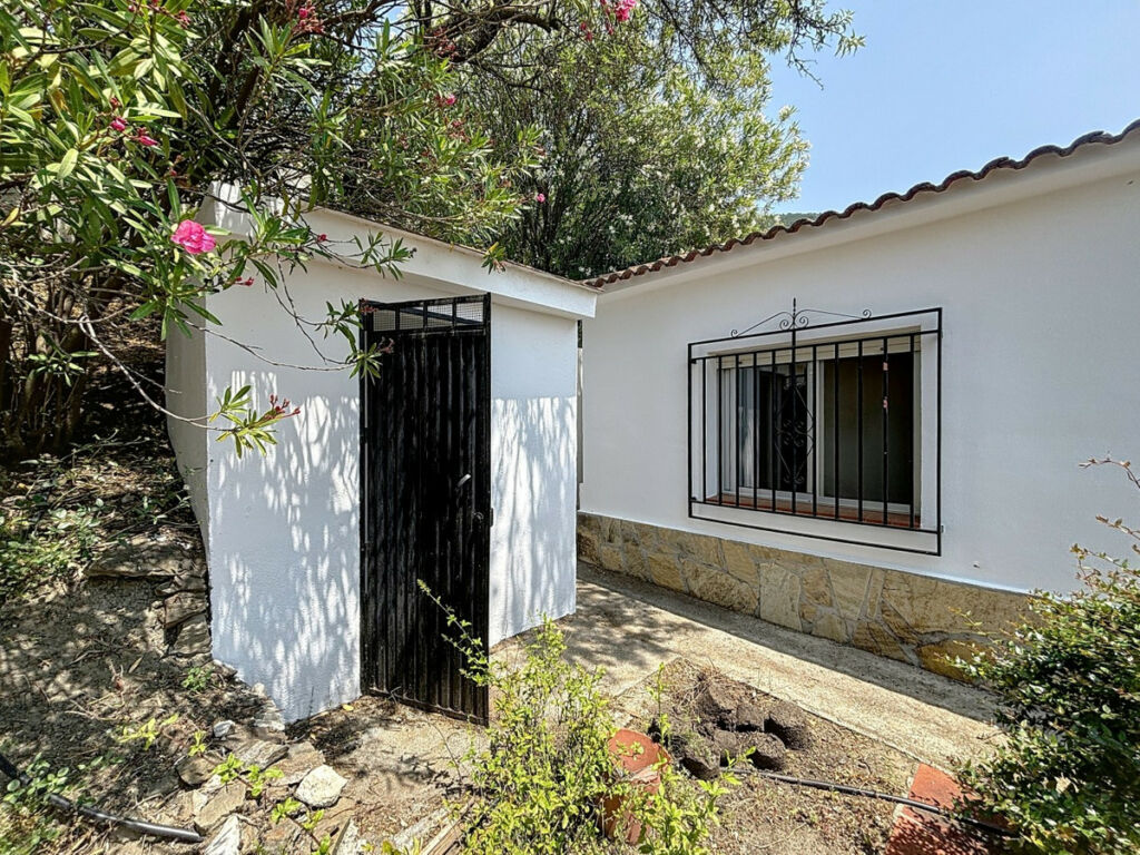 Detached Villa Alcaucín Málaga - image 48