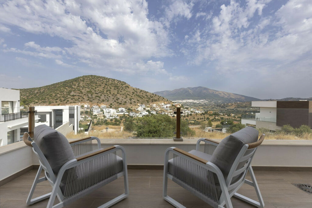 Detached Villa Coín Málaga - image 48