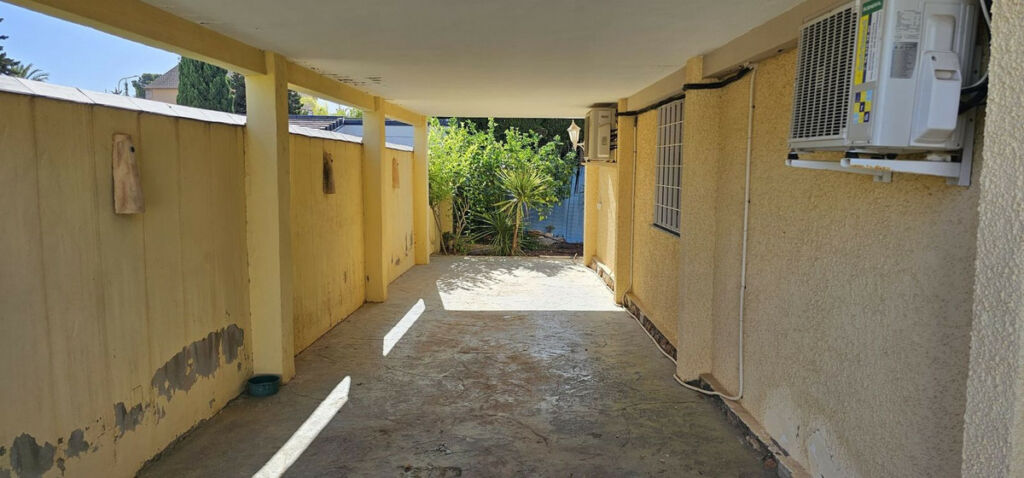 Detached Villa Campoamor Alicante - image 48