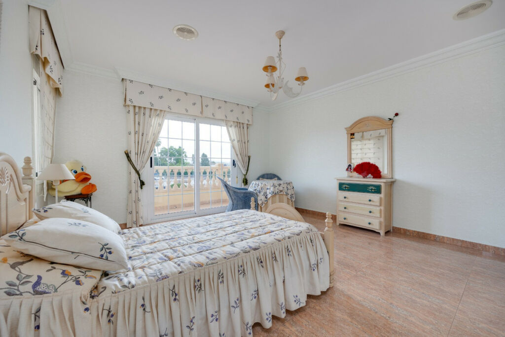 Detached Villa Orihuela Alicante - image 49