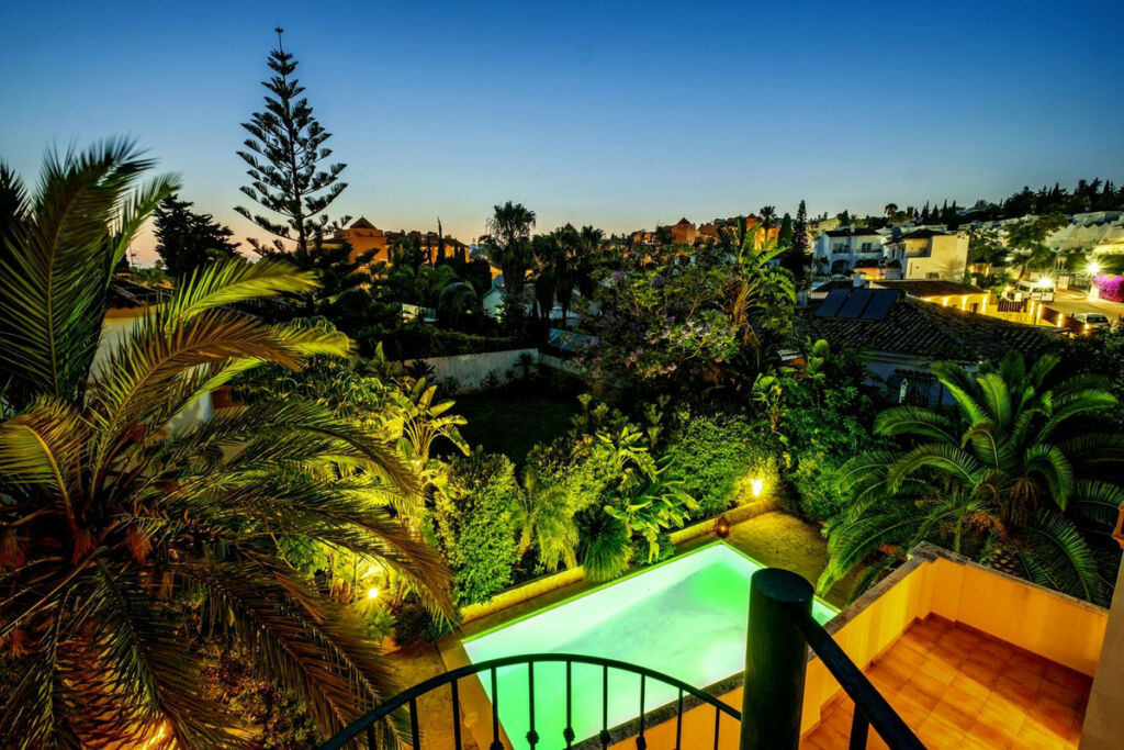 Detached Villa Reserva de Marbella Málaga - image 46