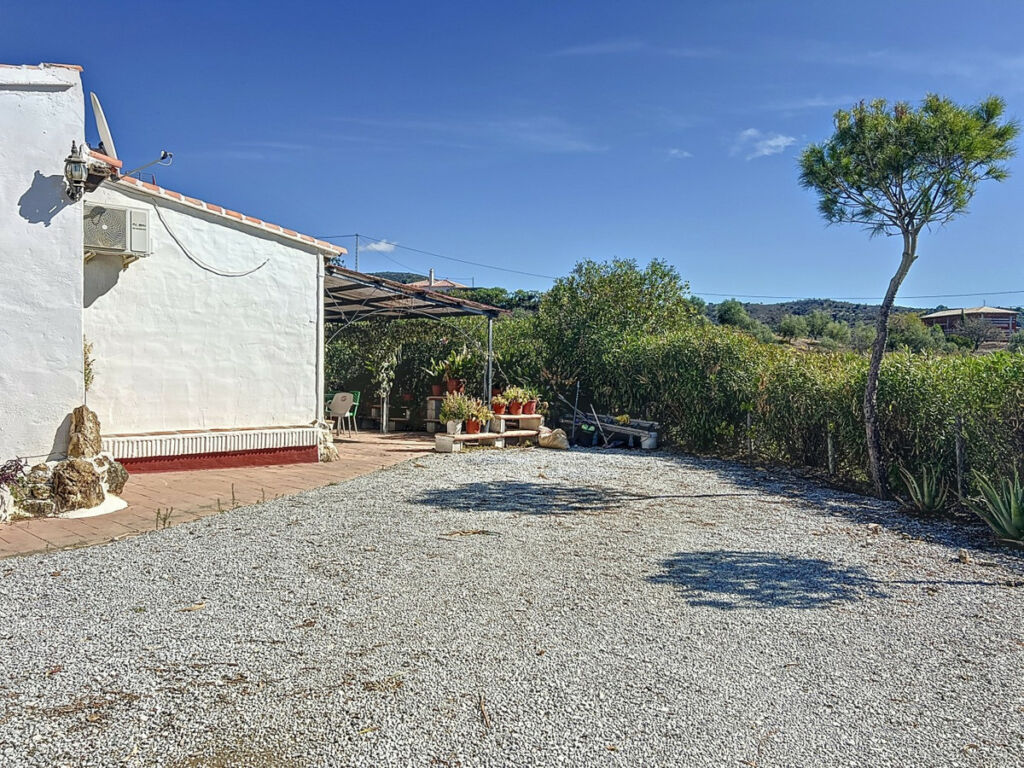 Detached Villa Sedella Málaga - image 49