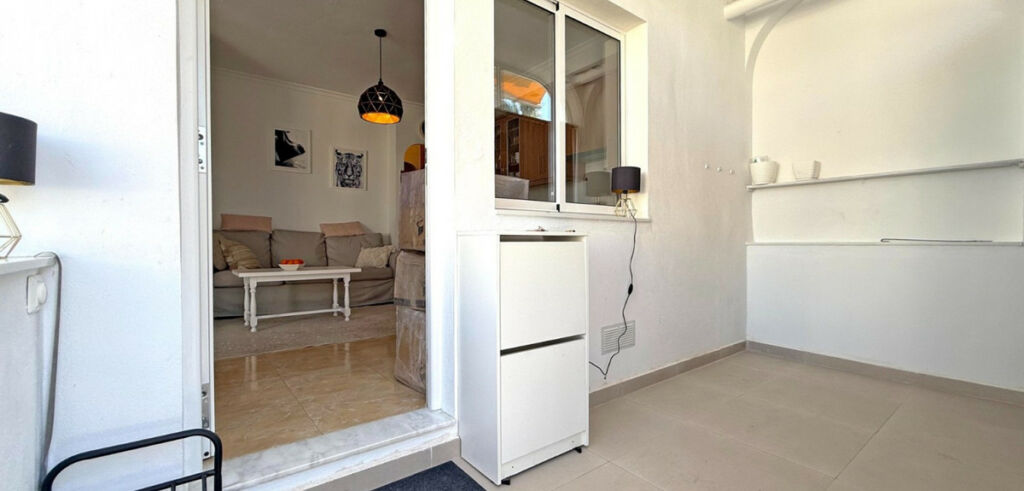 Bungalow Torrevieja Alicante - image 5