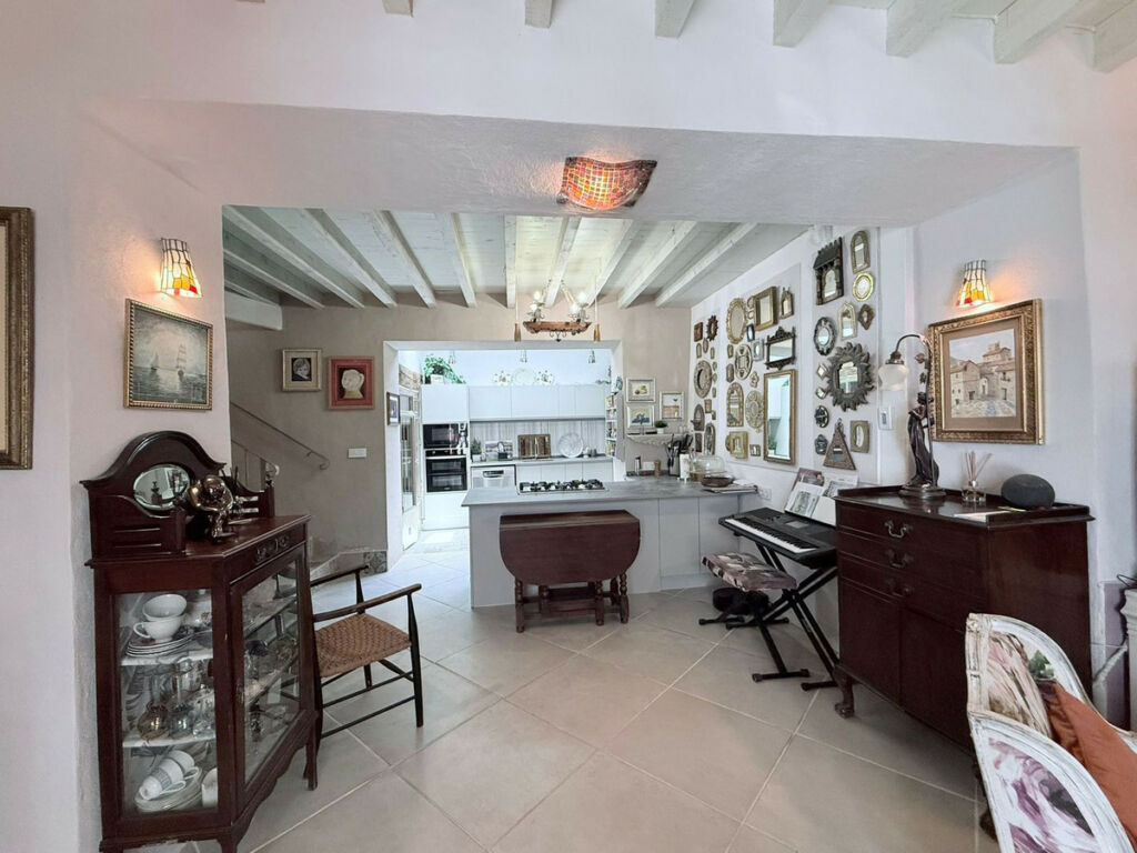 Townhouse Monda Málaga - image 5
