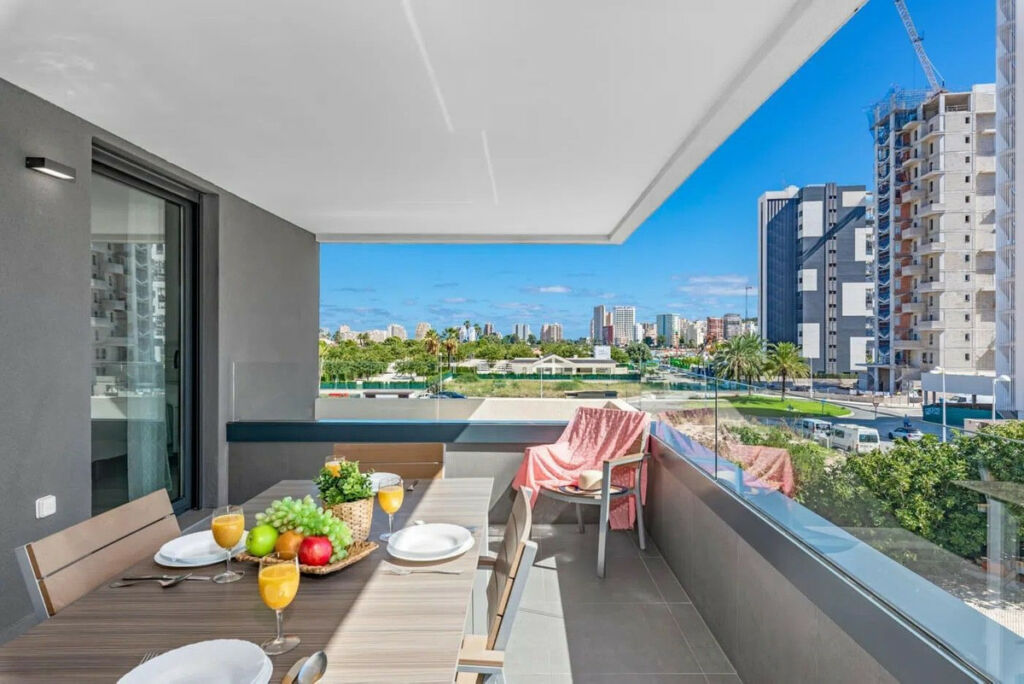Middle Floor Apartment Calpe Alicante - image 5