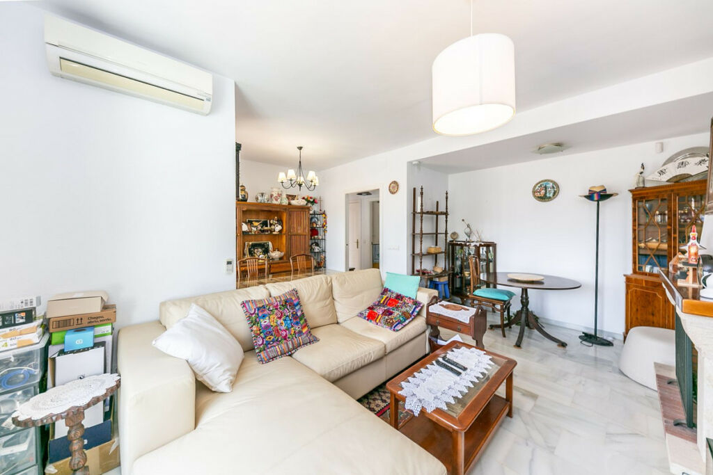 Townhouse Benalmadena Málaga - image 5