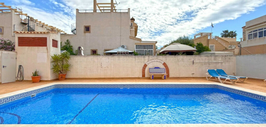 Semi-Detached House Los Altos Alicante - image 5