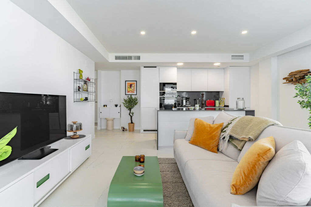Ground Floor Apartment Casares Málaga - image 5