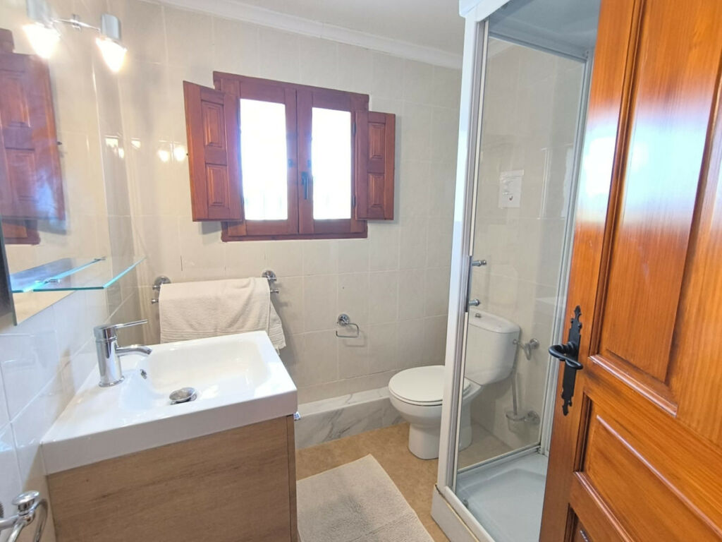 Detached Villa Villena Alicante - image 5
