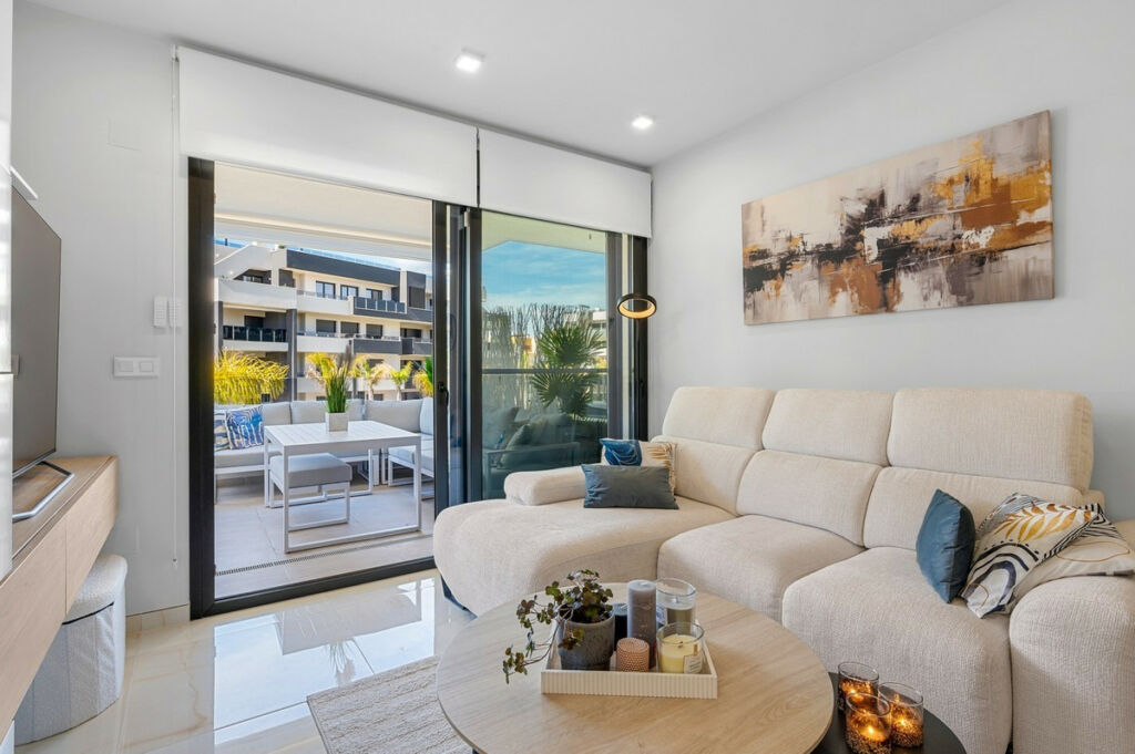 Ground Floor Apartment Playa Flamenca Alicante - image 5