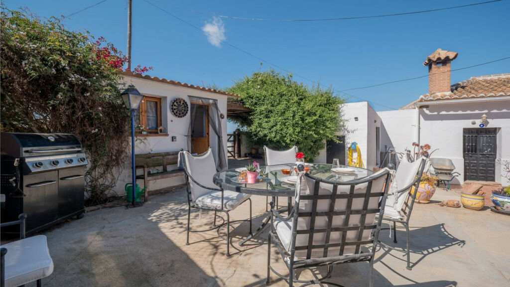 Finca - Cortijo Villanueva De La Concepcion Málaga - image 5