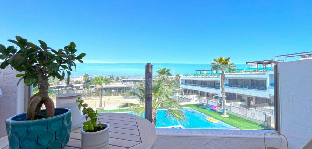 Townhouse Torrevieja Alicante - image 5