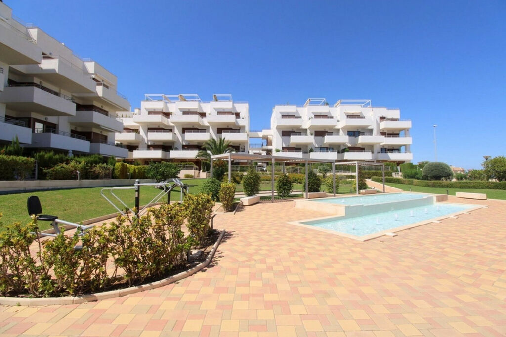 Ground Floor Apartment Lomas de Cabo Roig Alicante - image 6