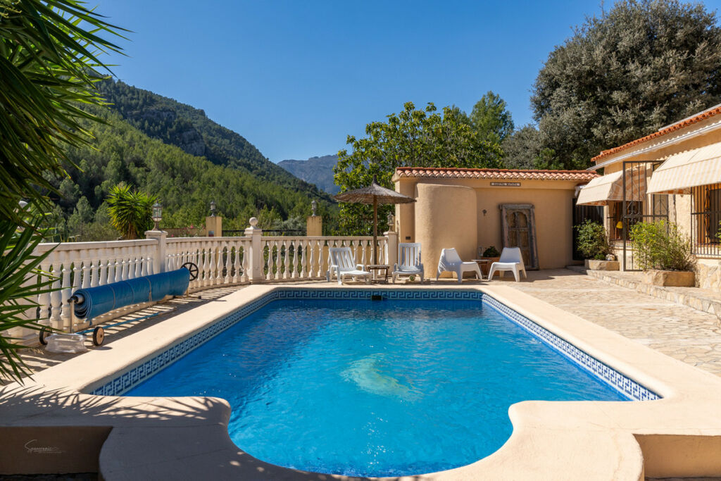 Detached Villa Castell de Castells Alicante - image 5